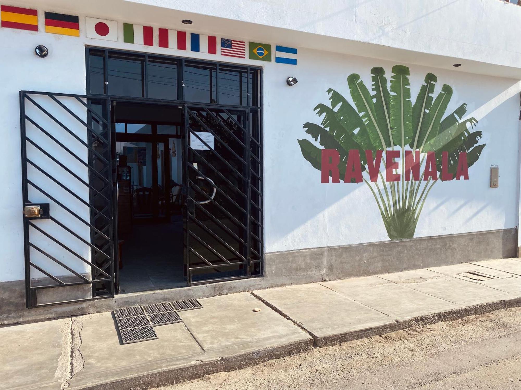 Ravenala Paracas Hostel Exterior photo